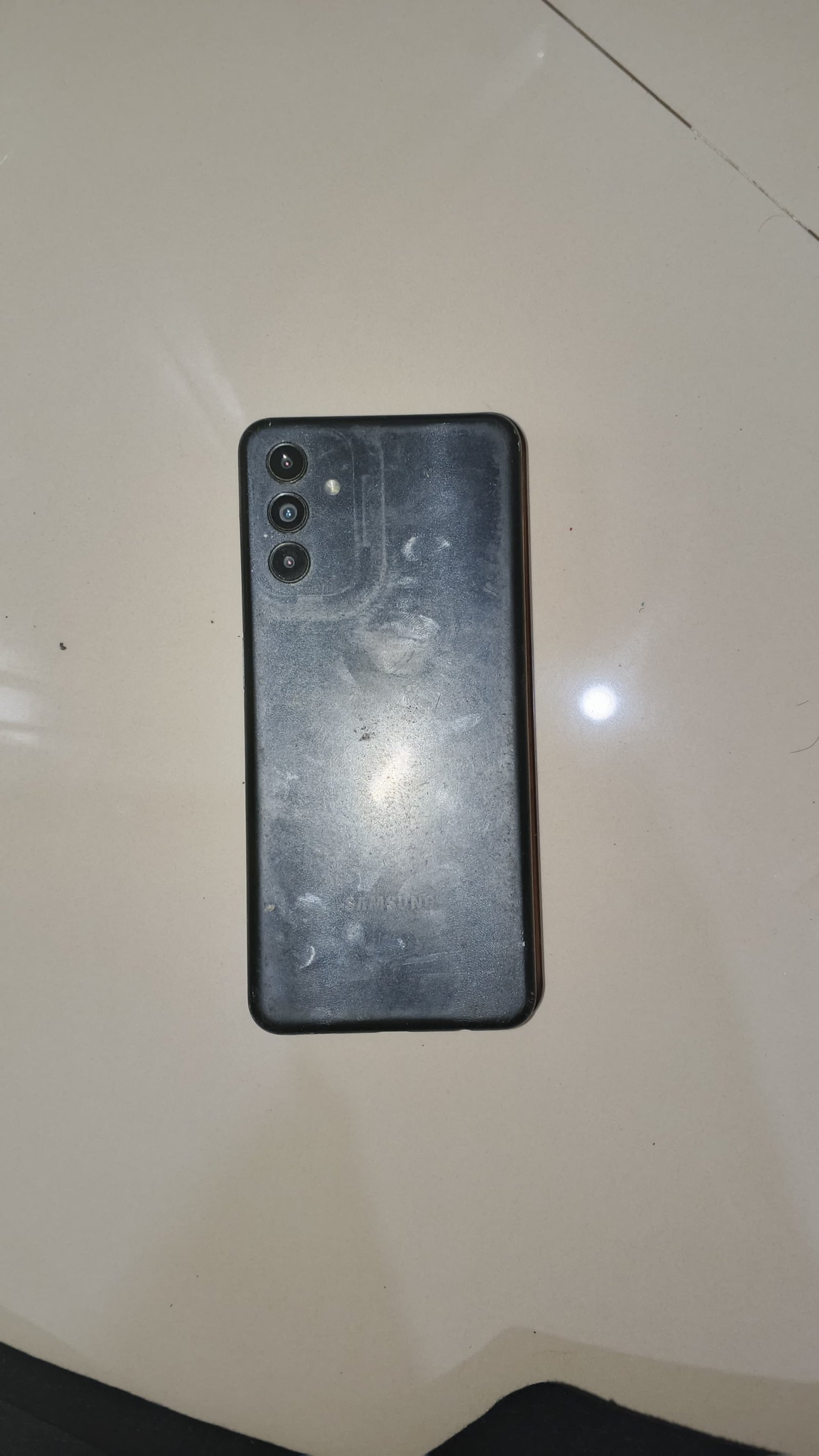 1 Buah HP Samsung A06s 